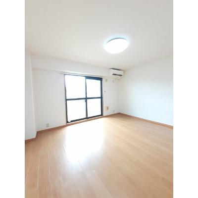サンライズ 203【管理NO：1-012399601-02030】 ★家具家電は申し込み後に搬入します★の物件写真2