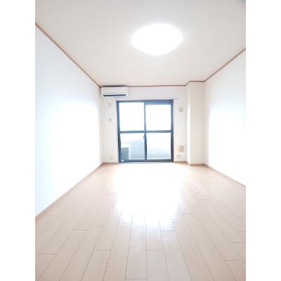 マニフィーク 306【管理NO：1-012243001-03060】 ★家具家電は申し込み後に搬入しますの物件写真2