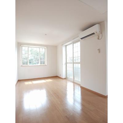 グランドールＢ 203【管理NO：1-012214202-02030】 ★家具家電は申し込み後に搬入します★の物件写真2