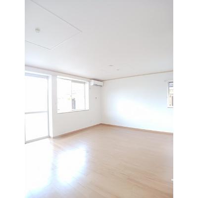 サンハイム 104【管理NO：1-011750101-01040】 ★家具家電は申し込み後に搬入しますの物件写真2