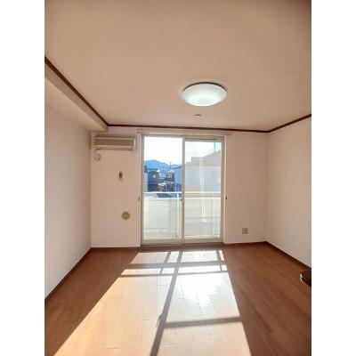 ベルシティＳａｔｏ　Ｂ 203【管理NO：1-011236402-02030】 ★家具家電は申し込み後に搬入しますの物件写真2