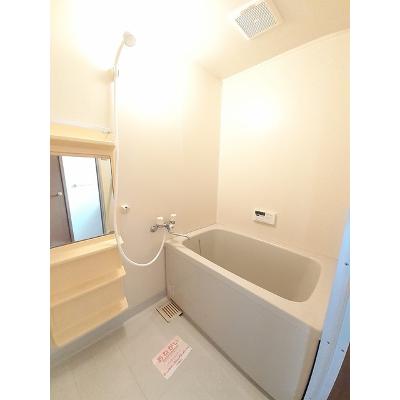 メゾン・ド・ファミール 102【管理NO：1-010262301-01020】 ★家具家電は申し込み後に搬入しますの物件写真4