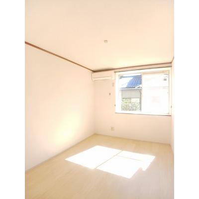 ブランドール・ヴィラ 102【管理NO：1-007628601-01020】 ★家具家電は申し込み後に搬入しますの物件写真2