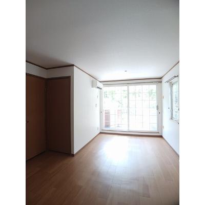 apartment 岡山県井原市上出部町１６５２－１ 

↓地図はこちらから