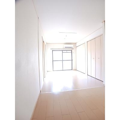 エクセルハイツ川口 203【管理NO：1-006035601-02030】 ★家具家電は申し込み後に搬入します★の物件写真2
