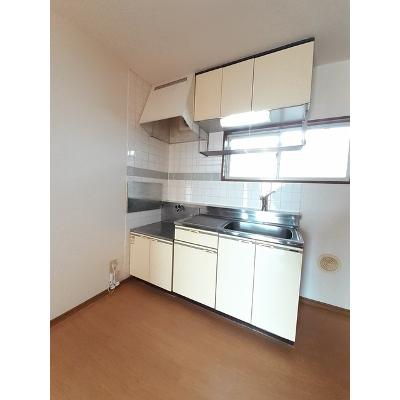 シティハイツ藤沢 203【管理NO：1-005104701-02030】 ★家具家電は申し込み後に搬入しますの物件写真3