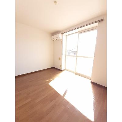 ロイヤルハイム瀬戸 204【管理NO：1-004972001-02040】 ★家具家電は申し込み後に搬入しますの物件写真2