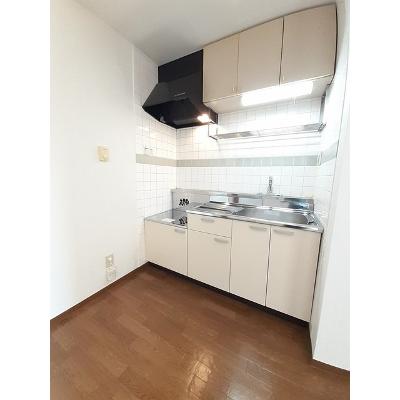 ロイヤルハイム瀬戸 204【管理NO：1-004972001-02040】 ★家具家電は申し込み後に搬入しますの物件写真3