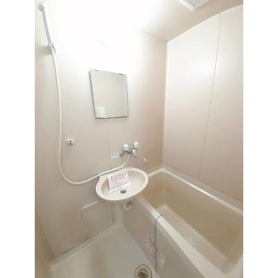 エルディム和 202【管理NO：1-004803901-02020】 ★家具家電は申し込み後に搬入しますの物件写真4