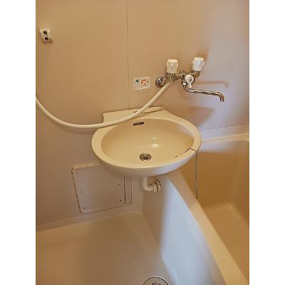 ルミネハイツ 105【管理NO：1-004398301-01050】 ★家具家電は申し込み後に搬入しますの物件写真6