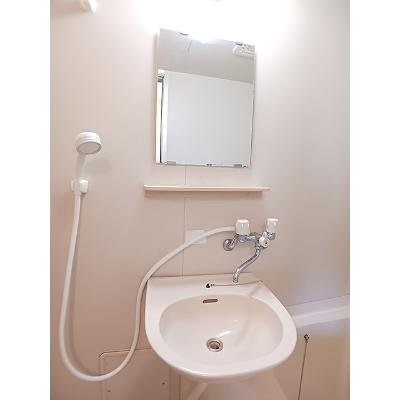 千田ハイツ 204【管理NO：1-004261601-02040】 ★家具家電は申し込み後に搬入します★の物件写真6
