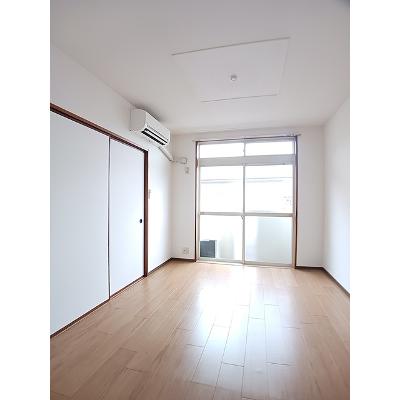 エルディム伊田 204【管理NO：1-004178101-02040】 ★家具家電は申し込み後に搬入します★の物件写真2