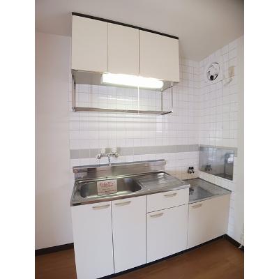 エルディムはせ 201【管理NO：1-003579101-02010】 ★家具家電は申し込み後に搬入します★の物件写真3