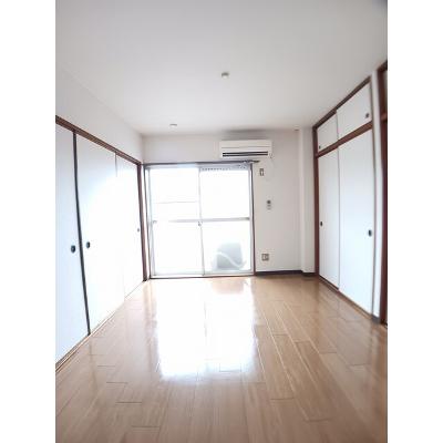 エメラルドハイツ 202【管理NO：1-003202401-02020】 ★家具家電は申し込み後に搬入します★の物件写真2