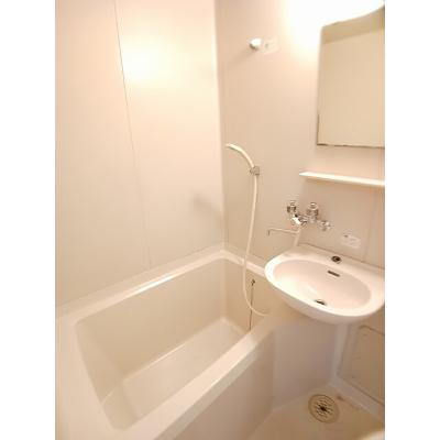Ａカントリーハイツ 203【管理NO：1-001015301-02030】 ★家具家電は申し込み後に搬入しますの物件写真4