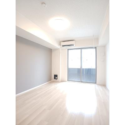 キャッスルコートⅢ 104【管理NO：1-027386303-01040】 ★家具家電は申し込み後に搬入します★の物件写真2