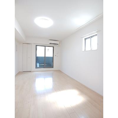 ラヴィアンローズ 205【管理NO：1-025514501-02050】 ★家具家電は申し込み後に搬入します★の物件写真2