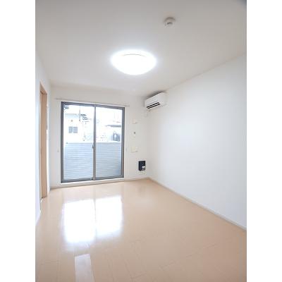 セレステ 104【管理NO：1-020210201-01040】 ★家具家電は申し込み後に搬入します★の物件写真2