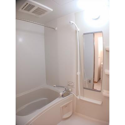 カーサ　セレーノ 105【管理NO：1-013868101-01050】 ★家具家電は申し込み後に搬入します★の物件写真4