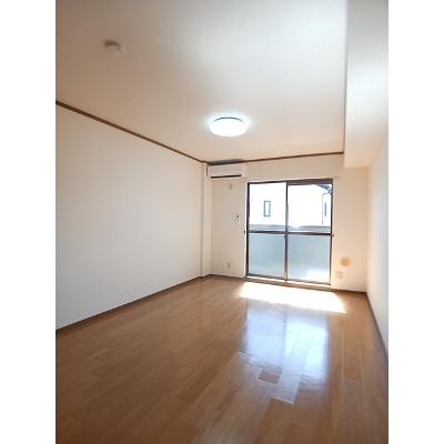 アヴェニール 203【管理NO：1-011096701-02030】 ★家具家電は申し込み後に搬入します★ ★2026年08月中旬入居可能★の物件写真2