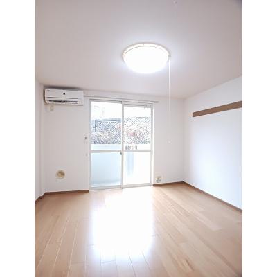 エスボワール新迫 107【管理NO：1-010955901-01070】 ★家具家電は申し込み後に搬入します★の物件写真2