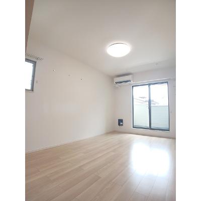 エクイティⅤ 204【管理NO：1-028712201-02040】 ★家具家電は申し込み後に搬入します★ ★2026年10月上旬入居可能★の物件写真2