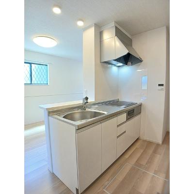 ラ・ヴィータ　Ｂ 103【管理NO：1-028568802-01030】 ★家具家電は申し込み後に搬入します★の物件写真3