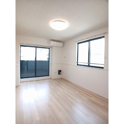 ユアグレイス城町 203【管理NO：1-028434901-02030】 ★家具家電は申し込み後に搬入します★の物件写真2
