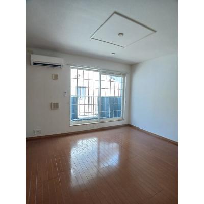 グロースコート 203【管理NO：1-013566301-02030】 ★家具家電は申し込み後に搬入します★の物件写真2