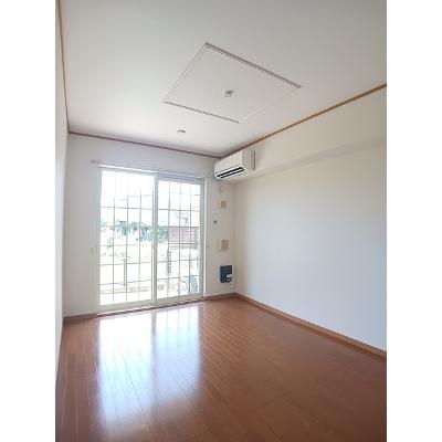 コントラーダＢ 101【管理NO：1-012968802-01010】 ★家具家電は申し込み後に搬入します★の物件写真2