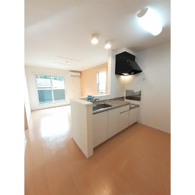 フォルムＭモデナ　Ⅱ 201【管理NO：1-018577001-02010】 ★家具家電は申し込み後に搬入します 2026年07月中旬入居可能の物件写真3