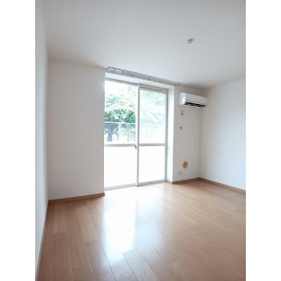 グリーンハイツ下賀茂 101【管理NO：1-007497701-01010】 ★家具家電は申し込み後に搬入します★の物件写真2