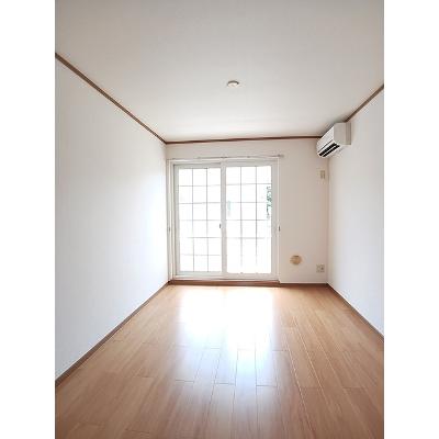 Ｃｒｅｓｔａｌｌ　Ｙａｈａｔａ 101【管理NO：1-011253501-01010】 ★家具家電は申し込み後に搬入します 2026年07月下旬入居可能の物件写真2