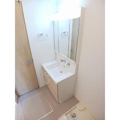 ラメール 102【管理NO：1-028480201-01020】 ★家具家電は申し込み後に搬入します★の物件写真6
