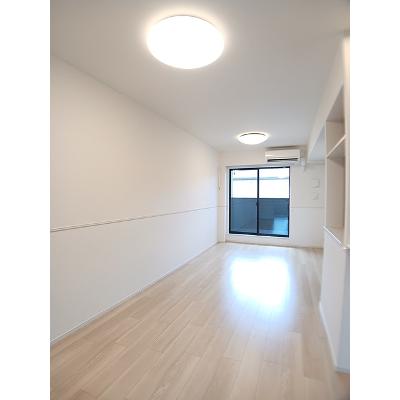 ツワブキ　Ⅰ 203【管理NO：1-027114701-02030】 ★家具家電は申し込み後に搬入します★の物件写真2