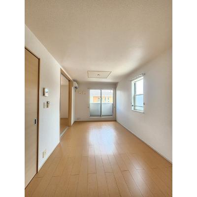 イルマーレ　Ｄ 201【管理NO：1-017924704-02010】 ★家具家電は申し込み後に搬入しますの物件写真2