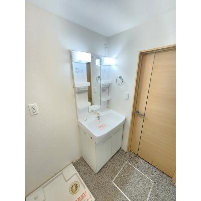 イルマーレ　Ｄ 201【管理NO：1-017924704-02010】 ★家具家電は申し込み後に搬入しますの物件写真6