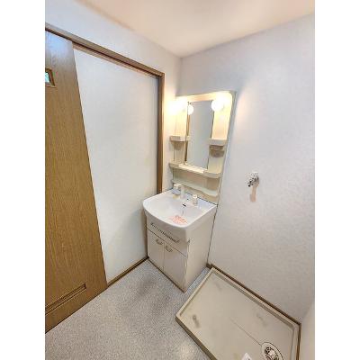 サン　ユニゾン 103【管理NO：1-012666201-01030】 ★家具家電は申し込み後に搬入します★の物件写真6