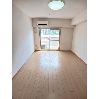グランジュネッス 603【管理NO：1-012623101-06030】 ★家具家電は申し込み後に搬入しますの物件写真2