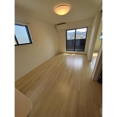 ＴＨＥ　ＣＯＵＲＴ　Ｒ．Ｍ　Ⅱ 201【管理NO：1-027834602-02010】 ★家具家電は申し込み後に搬入しますの物件写真2