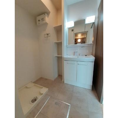 ロータス 201【管理NO：1-027518101-02010】 ★家具家電は申し込み後に搬入します★の物件写真6