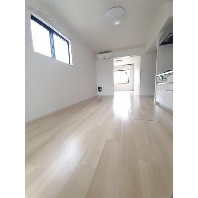 Ｏｆｆｉｎｇ　Ⅱ 101【管理NO：1-027192601-01010】 ★家具家電は申し込み後に搬入します★の物件写真2