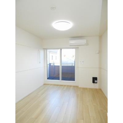 メインクーン 204【管理NO：1-026867001-02040】 ★家具家電は申し込み後に搬入しますの物件写真2