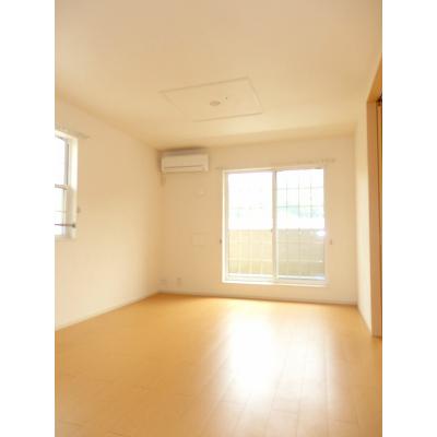 ナーシサス　ガーデン 204【管理NO：1-017443101-02040】 ★家具家電は申し込み後に搬入しますの物件写真2