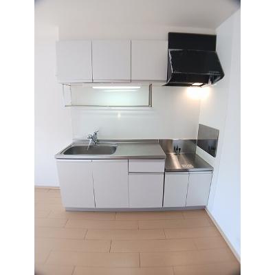 エテルノ・アロッジオ弐番館 204【管理NO：1-016587801-02040】 ★家具家電は申し込み後に搬入します★の物件写真3