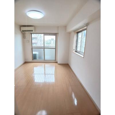 カーサ・フィオーレ中広通り 605【管理NO：1-015271901-06050】 ★家具家電は申し込み後に搬入しますの物件写真2