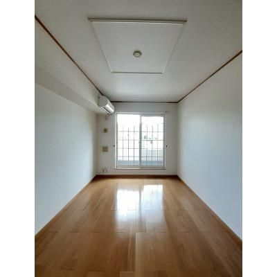 ラフィネ 202【管理NO：1-013369801-02020】 ★家具家電は申し込み後に搬入します★の物件写真2
