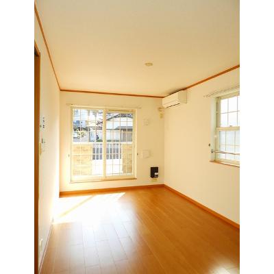 グッディ亀山Ａ 201【管理NO：1-012938601-02010】 ★家具家電は申し込み後に搬入します★の物件写真2