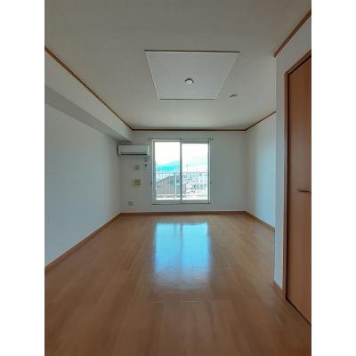 マ－ヴェラスＣ 204【管理NO：1-012058701-02040】 ★家具家電は申し込み後に搬入します 2026年07月中旬入居可能の物件写真2