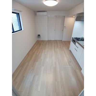 サン・カルム 101【管理NO：1-028562101-01010】 ★家具家電は申し込み後に搬入しますの物件写真2